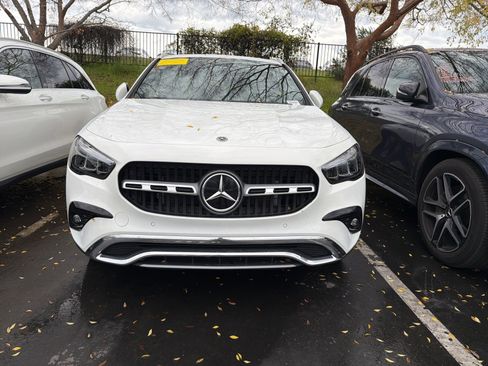 Used 2025 Mercedes-Benz GLA 250 image 2