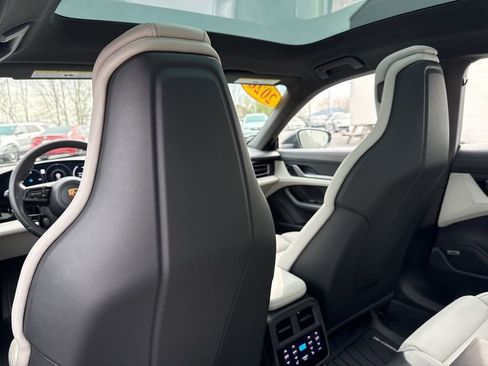 Used 2020 Porsche Taycan Turbo image 19