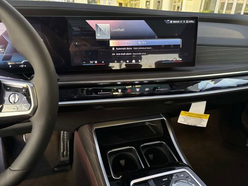 New 2026 BMW i7 xDrive60 w/ Executive Package image 23