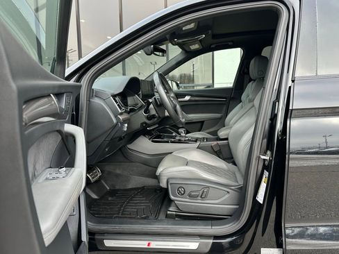 Used 2022 Audi SQ5 Prestige image 16