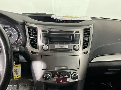 Used 2013 Subaru Legacy 2.5i Premium w/ All-Weather Pkg + Moonroof AWD/4WD image 17