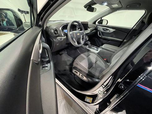 Used 2025 Chevrolet Blazer LT w/ LPO, Floor Liner Package AWD/4WD image 21