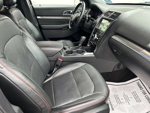 Used 2018 Ford Explorer Sport w/ Equipment Group 401A image 15