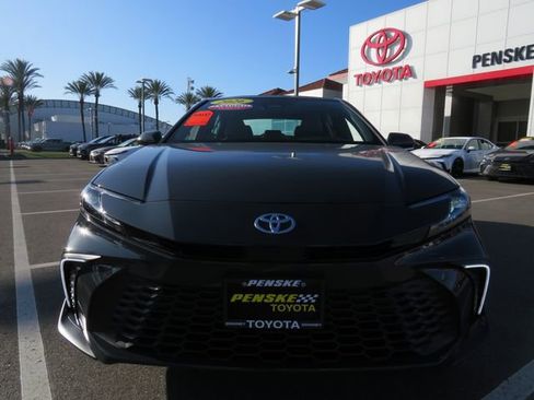 Certified 2026 Toyota Camry SE image 2