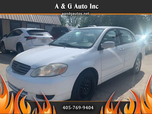 Used 2004 Toyota Corolla LE FWD image 1