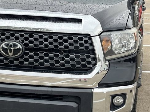 Used 2021 Toyota Tundra SR5 image 9