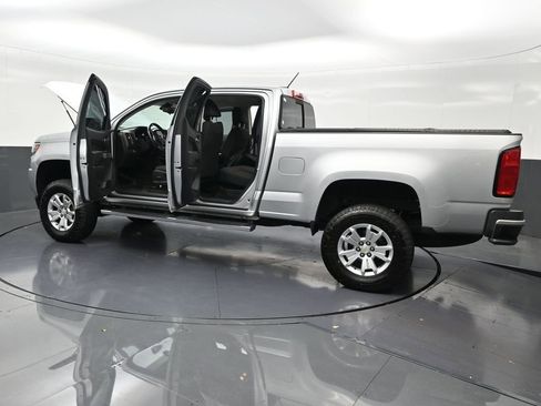Used 2017 Chevrolet Colorado LT w/ LT Convenience Package RWD image 37