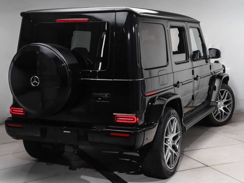 Certified 2025 Mercedes-Benz G 550 image 3