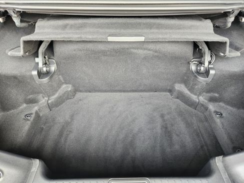 Used 2019 Mercedes-Benz SL 550 image 20