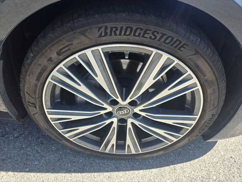 Used 2023 Audi A6 Premium Plus w/ Premium Plus Package AWD/4WD image 9