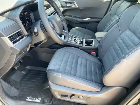 New 2026 Nissan Rogue SL AWD/4WD image 10