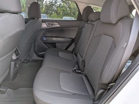New 2026 Kia Sportage LX w/ LX Convenience Package FWD image 15
