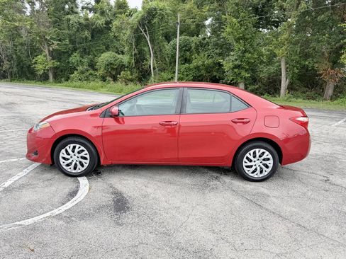 Used 2019 Toyota Corolla LE FWD image 8