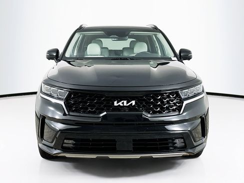 Used 2022 Kia Sorento SX image 2