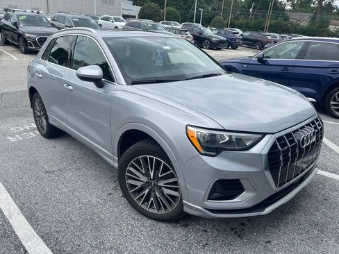 Used 2022 Audi Q3 2.0T Premium AWD/4WD image 7