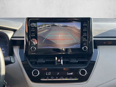 Certified 2020 Toyota Corolla LE image 13
