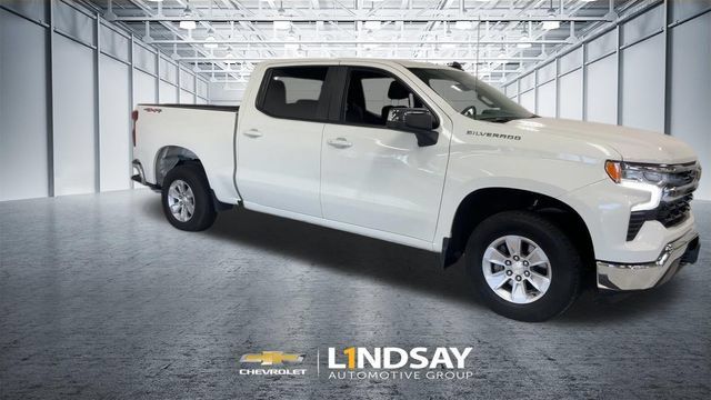 Certified 2026 Chevrolet Silverado 1500 LT AWD/4WD image 5