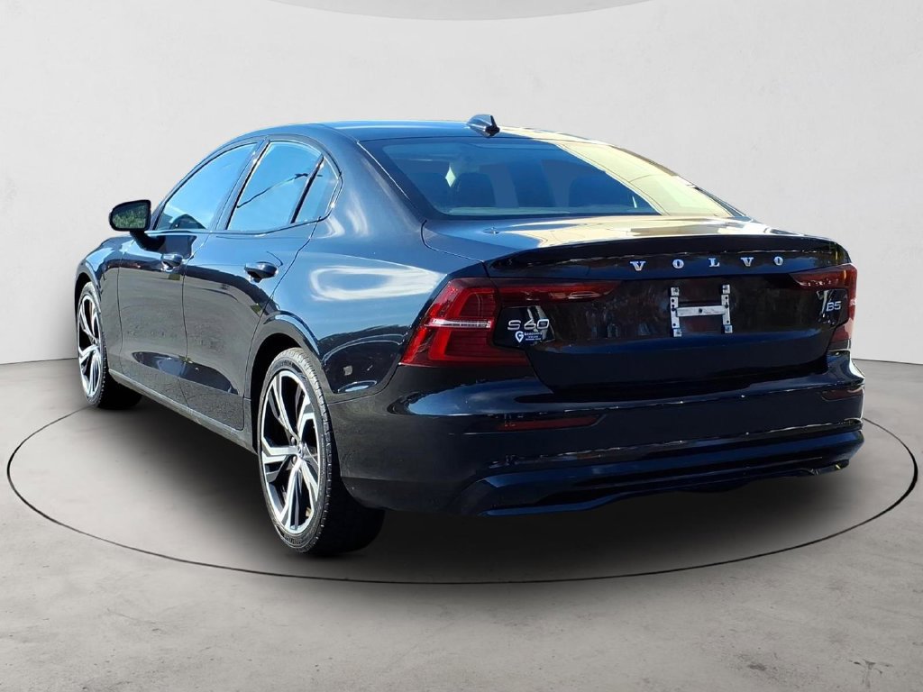 Used 2024 Volvo S60 B5 Core w/ Climate Package FWD image 7