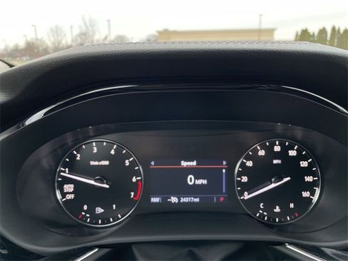 Used 2023 Buick Envision Preferred image 23