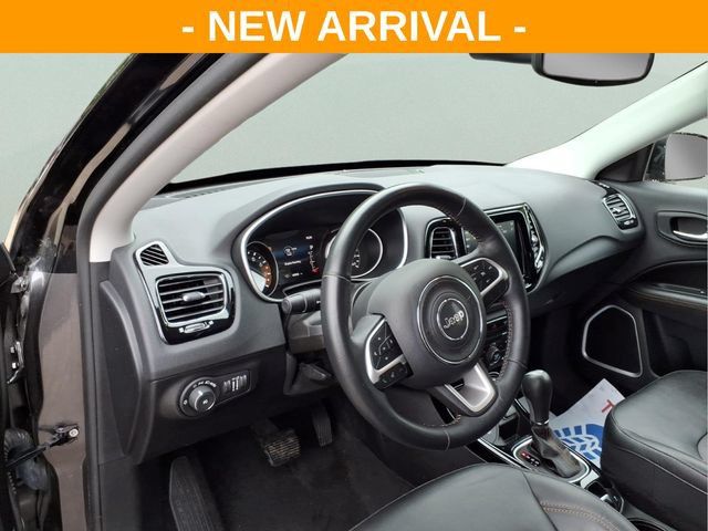 Used 2019 Jeep Compass Limited AWD/4WD image 14