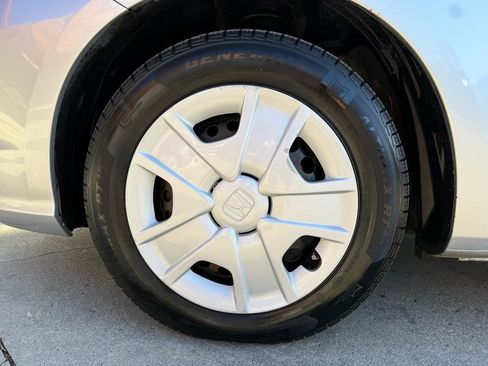 Used 2012 Honda Fit image 39