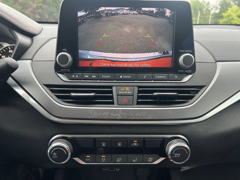 Certified 2023 Nissan Altima 2.5 SR FWD image 5