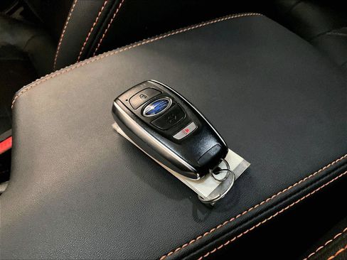 Used 2021 Subaru Crosstrek 2.5i Limited w/ Moonroof Package 1 image 9