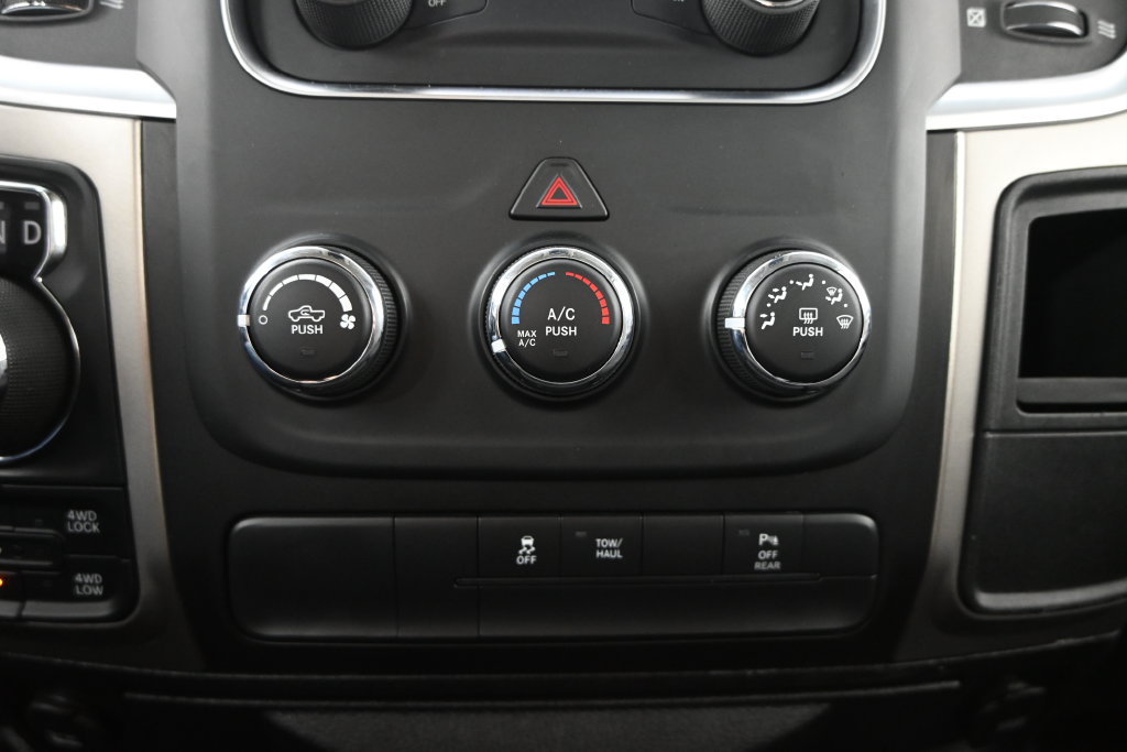 Used 2019 RAM 1500 Warlock AWD/4WD image 29