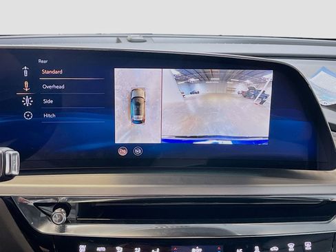 Used 2025 Cadillac Lyriq Sport image 14