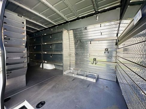 Used 2018 Mercedes-Benz Sprinter 3500 image 22