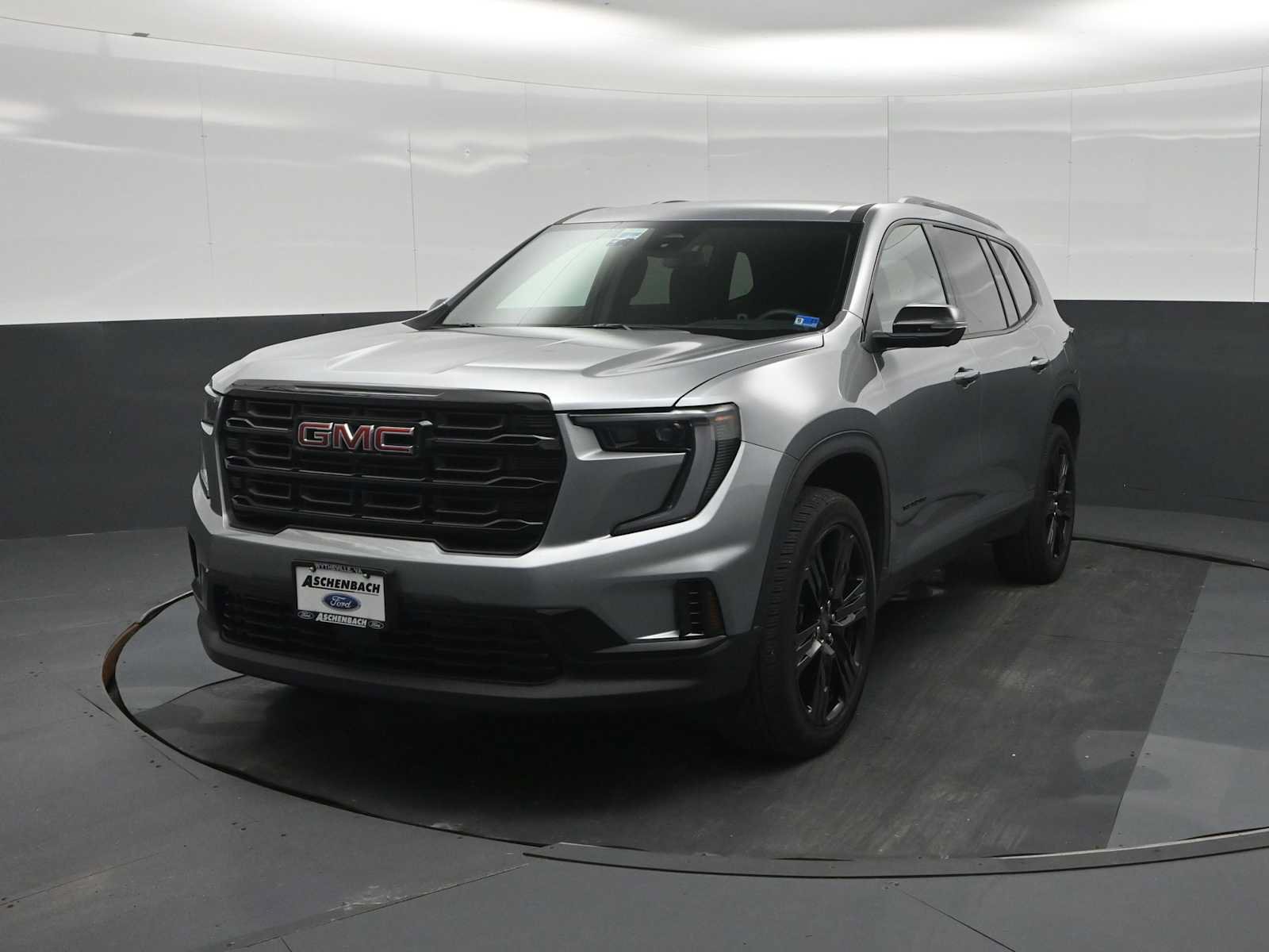 Used 2025 GMC Acadia Elevation w/ Black Edition AWD/4WD image 5