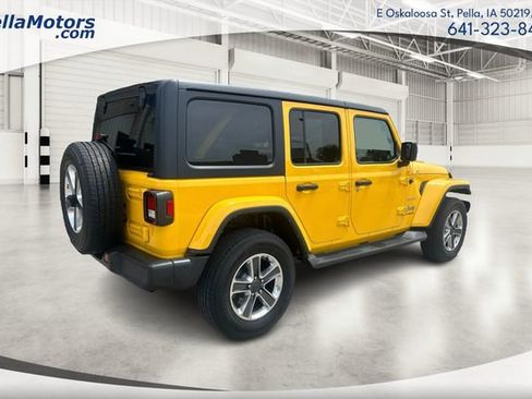 Used 2021 Jeep Wrangler Unlimited Sahara AWD/4WD image 3
