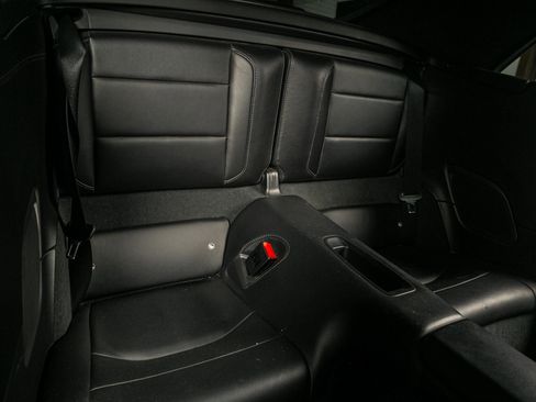 Used 2015 Porsche 911 Turbo image 8