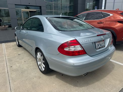 Used 2007 Mercedes-Benz CLK 350 Coupe image 3