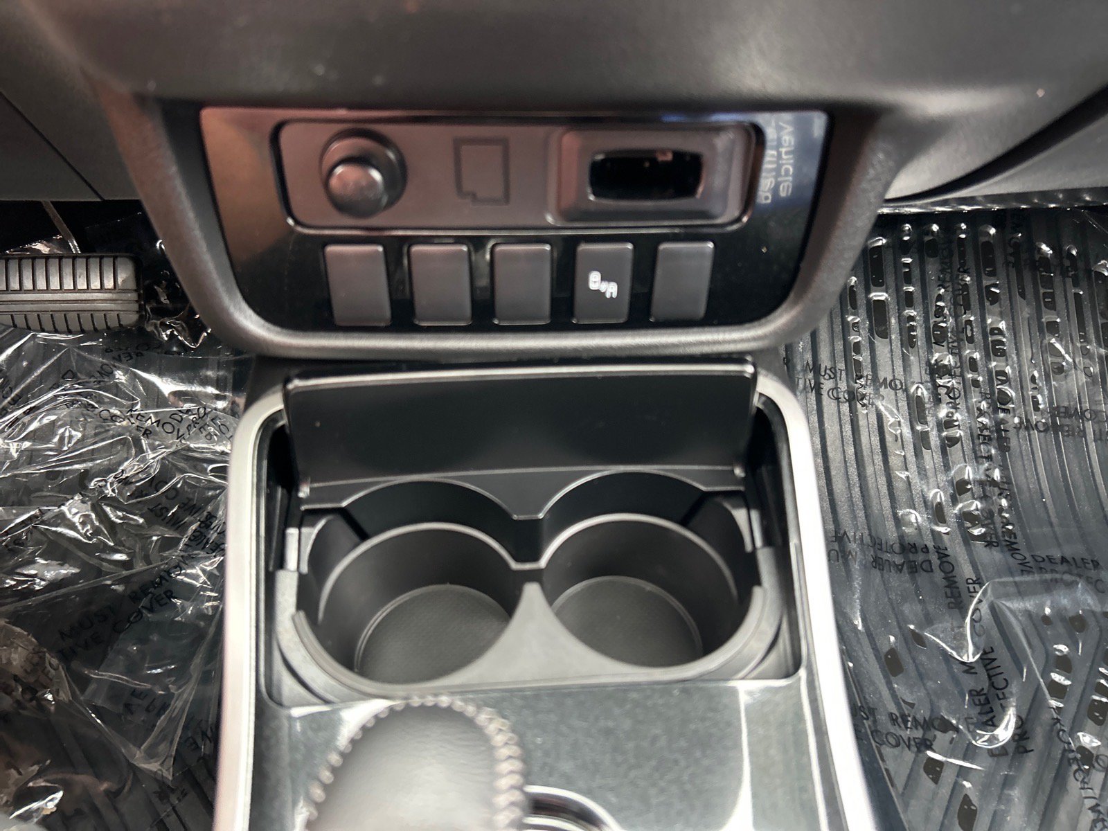 Used 2018 Mitsubishi Outlander LE AWD/4WD image 30