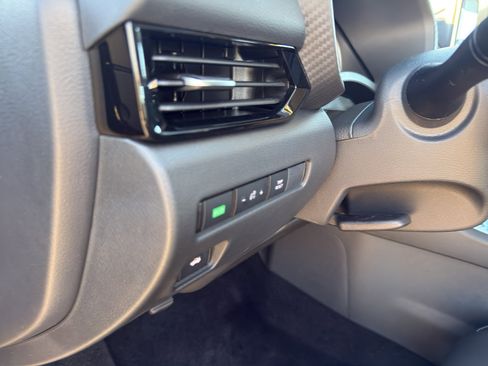 New 2025 Nissan Sentra SV image 13