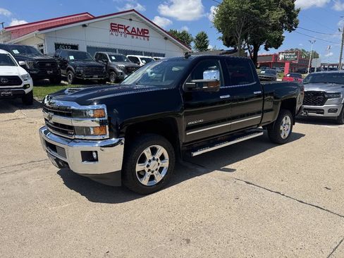 Used 2019 Chevrolet Silverado 2500 LTZ w/ Duramax Plus Package AWD/4WD image 1