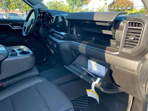 New 2025 Chevrolet Silverado 1500 LT AWD/4WD image 16