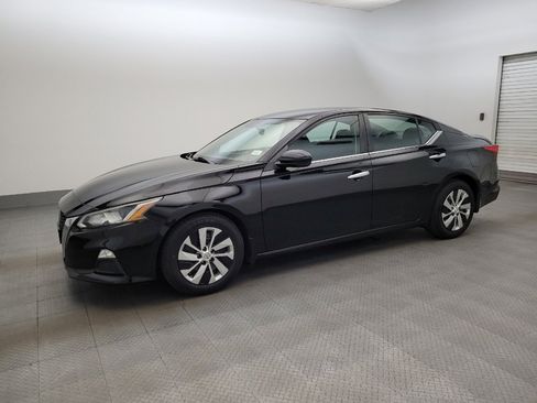 Used 2020 Nissan Altima 2.5 S FWD image 2