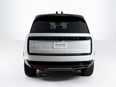Used 2024 Land Rover Range Rover SE image 4