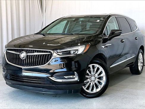 Used 2021 Buick Enclave Essence w/ Sound and Sites Package image 12