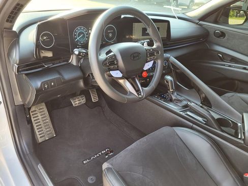 Used 2025 Hyundai Elantra N FWD image 17