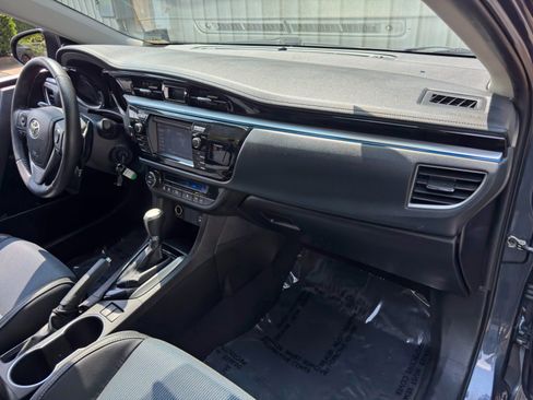 Used 2014 Toyota Corolla S FWD image 13