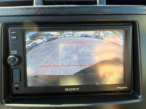 Used 2012 Toyota Prius V Five FWD image 17