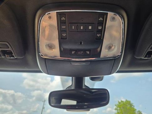 Used 2017 Jeep Grand Cherokee Limited w/ Luxury Group II AWD/4WD image 34