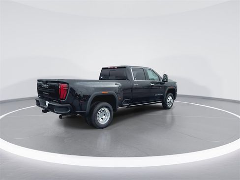 New 2026 GMC Sierra 3500 Denali Ultimate image 8