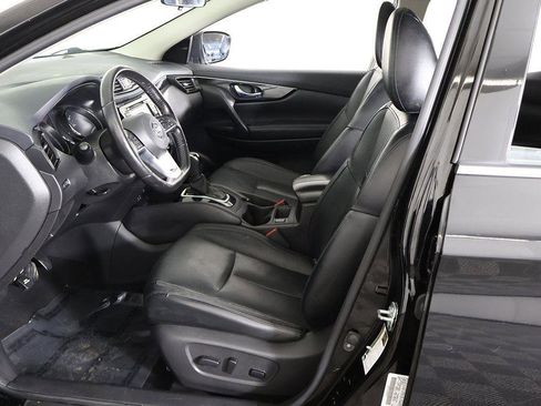 Used 2018 Nissan Rogue Sport SL w/ SL Premium Package image 31