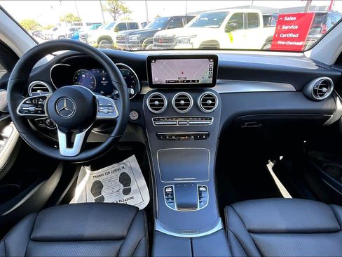 Used 2021 Mercedes-Benz GLC 300 4MATIC image 15