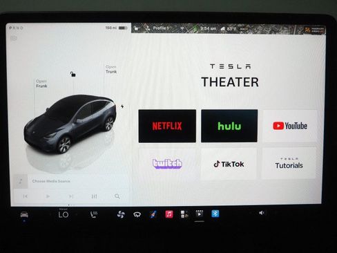 Used 2023 Tesla Model Y Long Range AWD/4WD image 36
