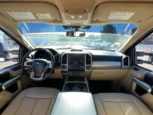 Used 2021 Ford F250 Lariat w/ Lariat Ultimate Package image 9